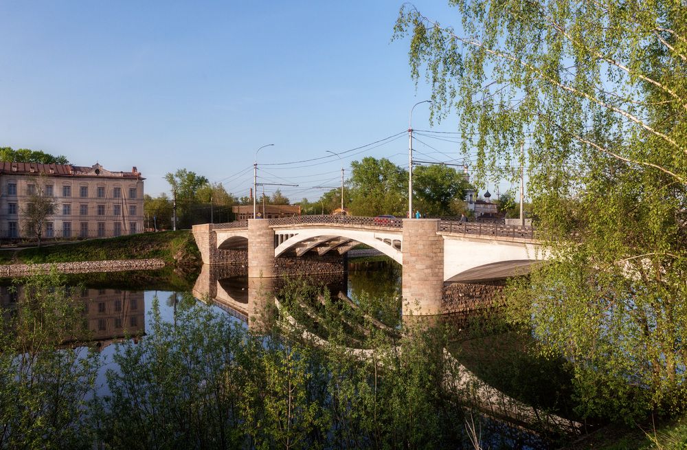 Фотография автора Олег Чернышев