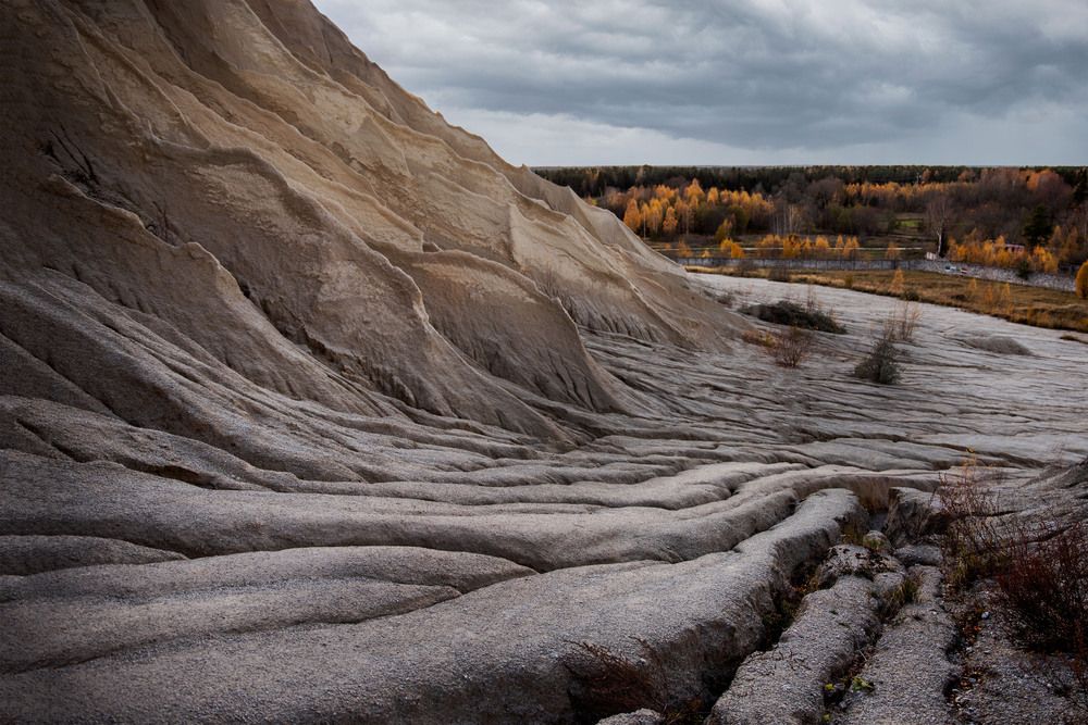 Valley of Lines