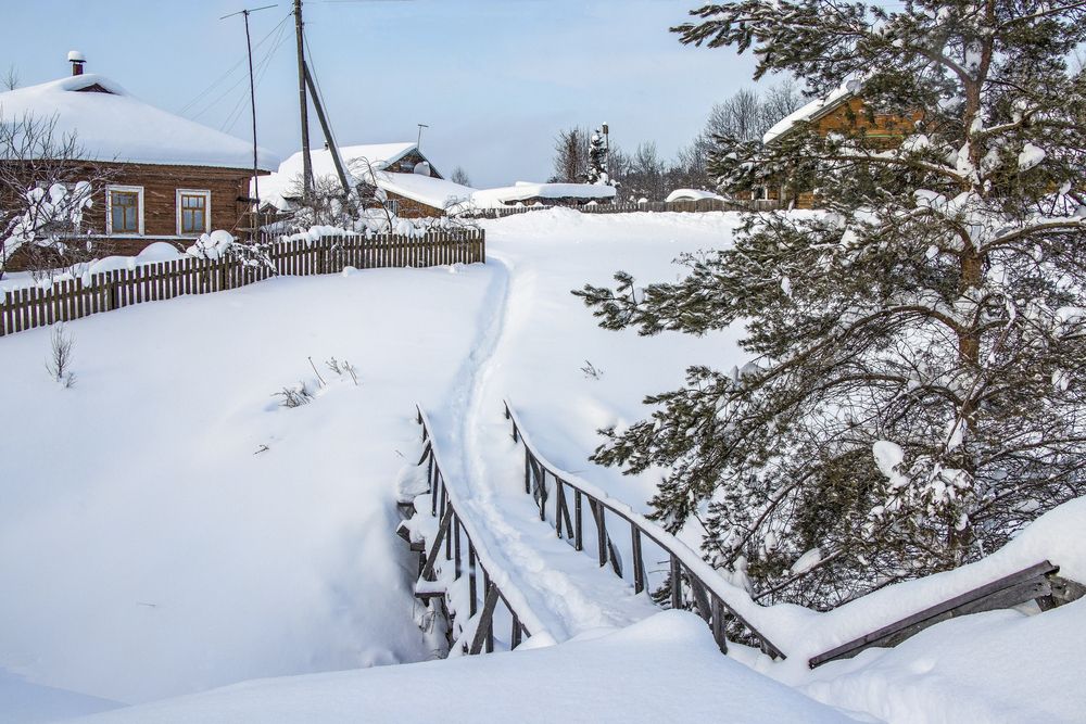 Деревянный мостик