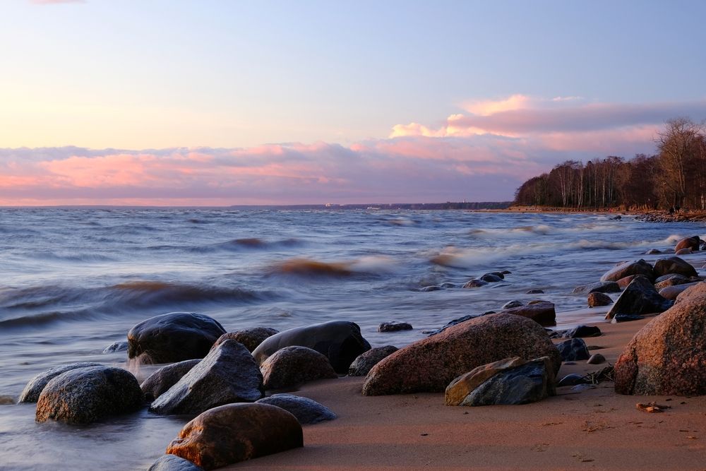 вода и камни