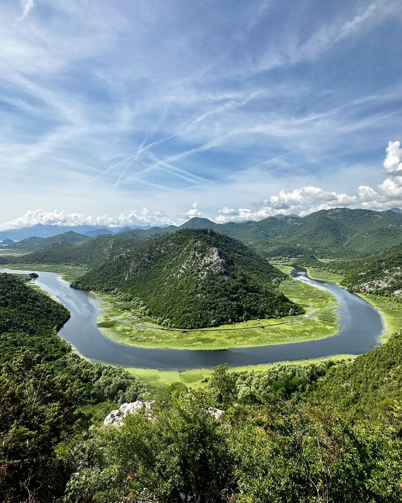 река Црноевича изгиб которой напоминает подкову