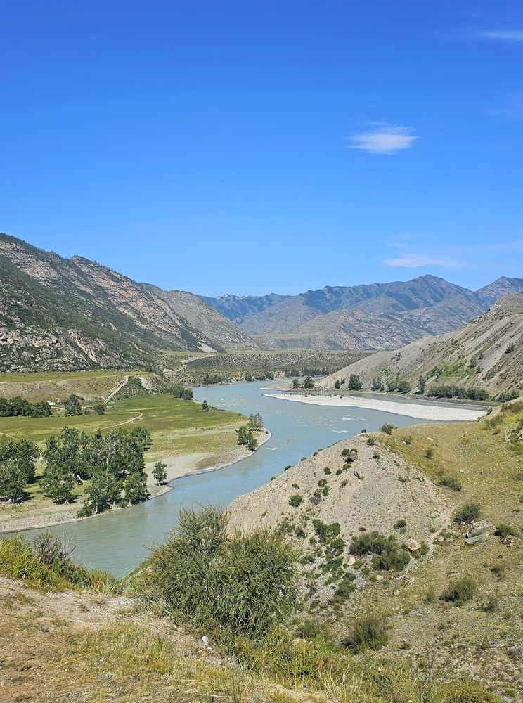 Слияние рек Чуи и Катуни в Горном Алтае