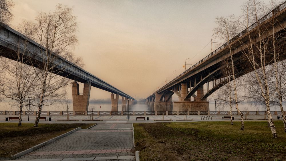 Фотография автора Олег Толстов