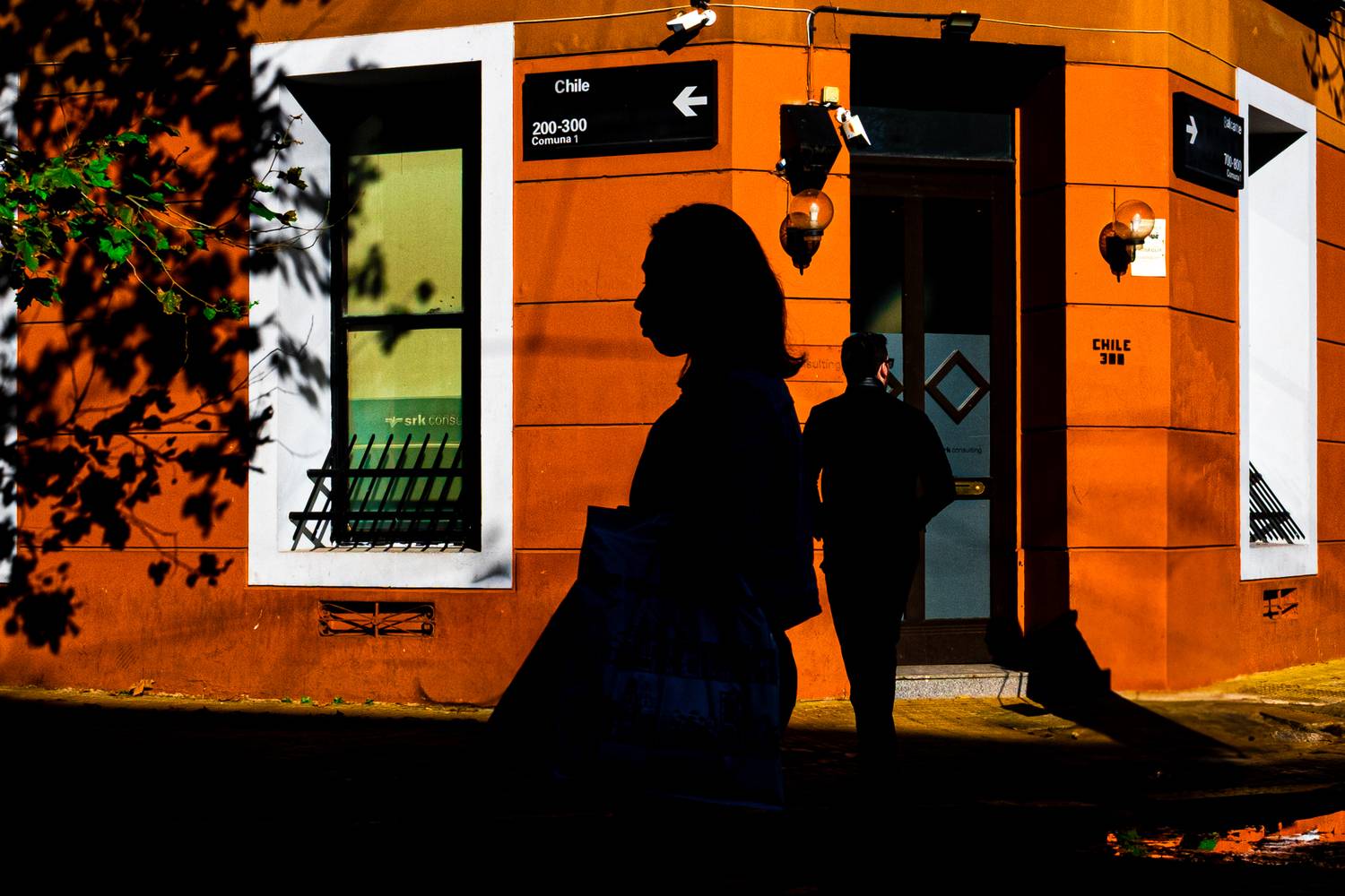 Shadows in Buenos Aires