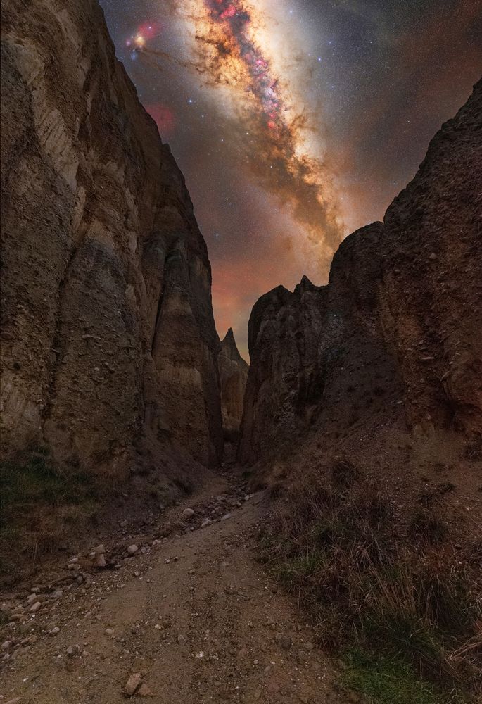 Midnight Milky Way over the Clay Cliffs, June 2025, New Zealand