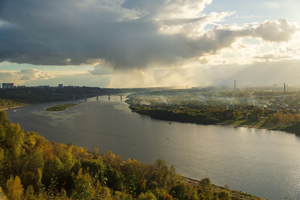 Тучи над Окой