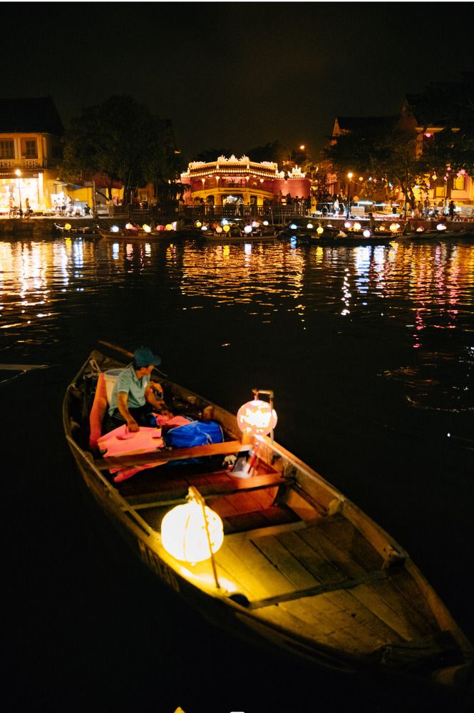 Photograph by Truong Giang Nguyễn