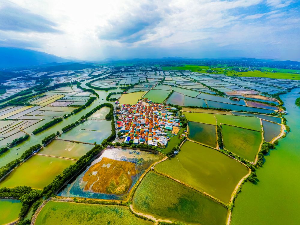Photograph by Truong Giang Nguyễn