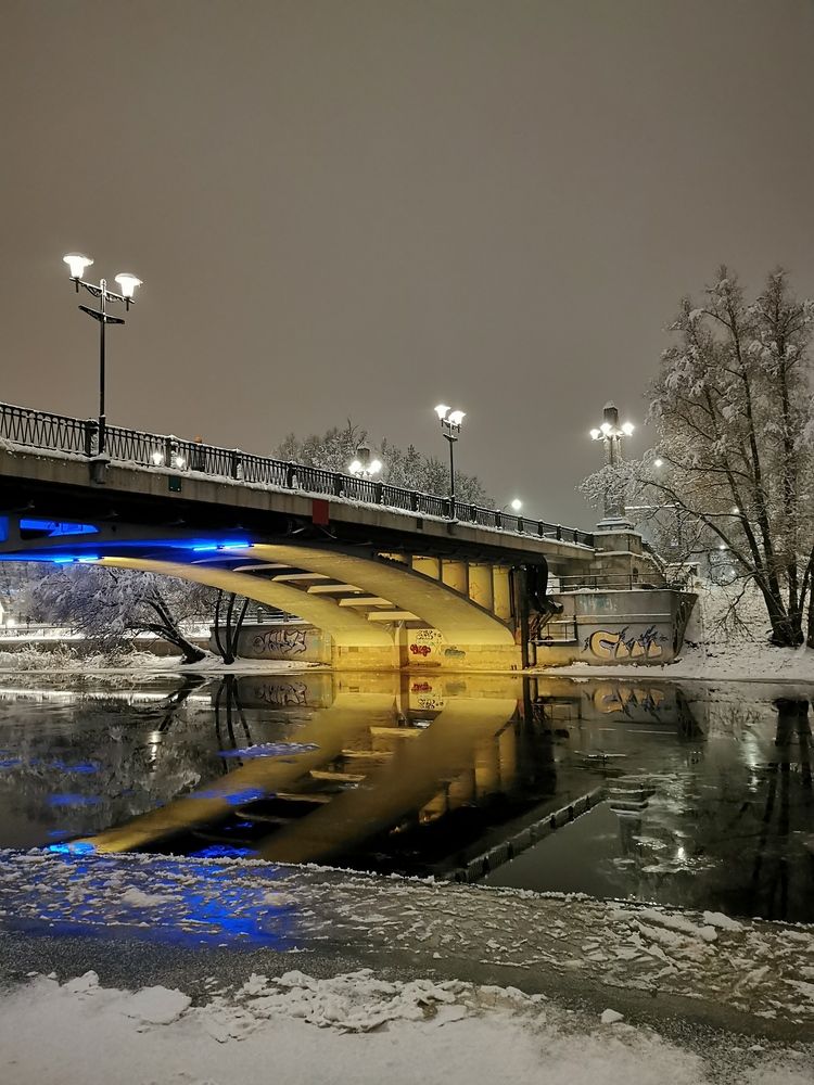 Photograph by Ljubov Trombovetskaja