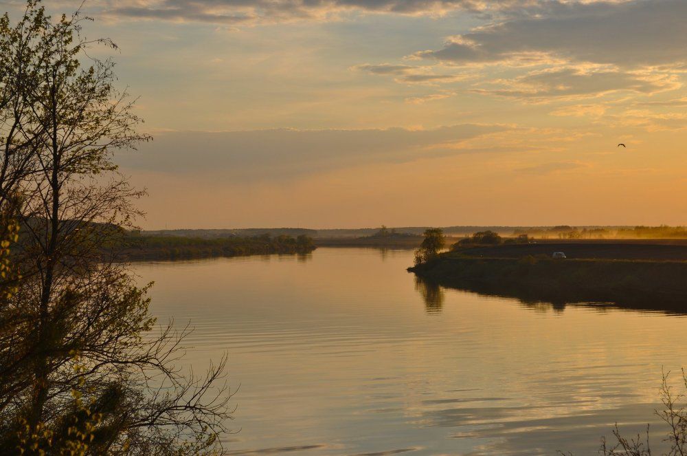 Вечер на Волге