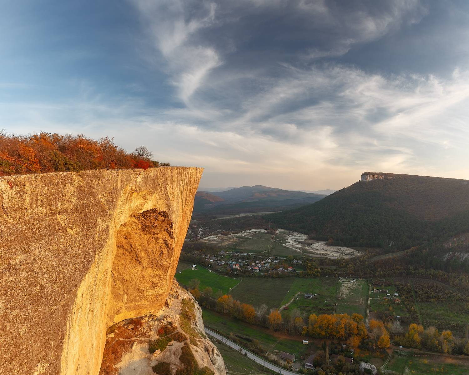 Осенний Качи-Кальон. Осенний Качи-Кальон.
