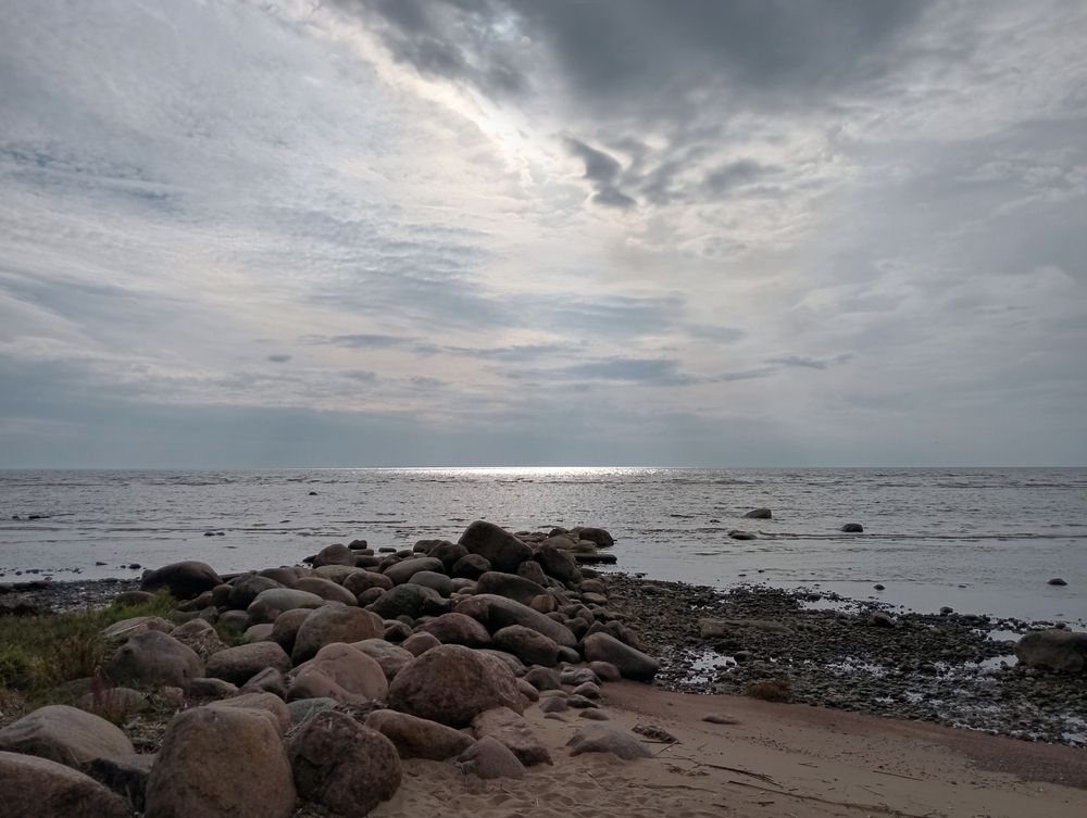 Море