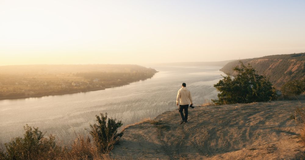 Фотография автора Олег Сухенко