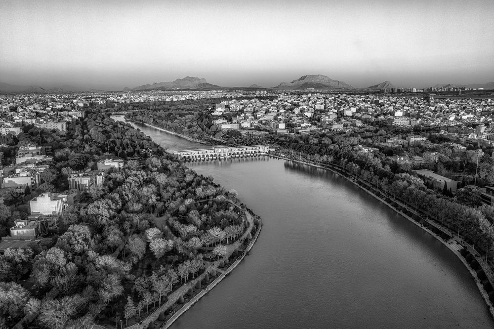 Happy moments in ZayandehRiver