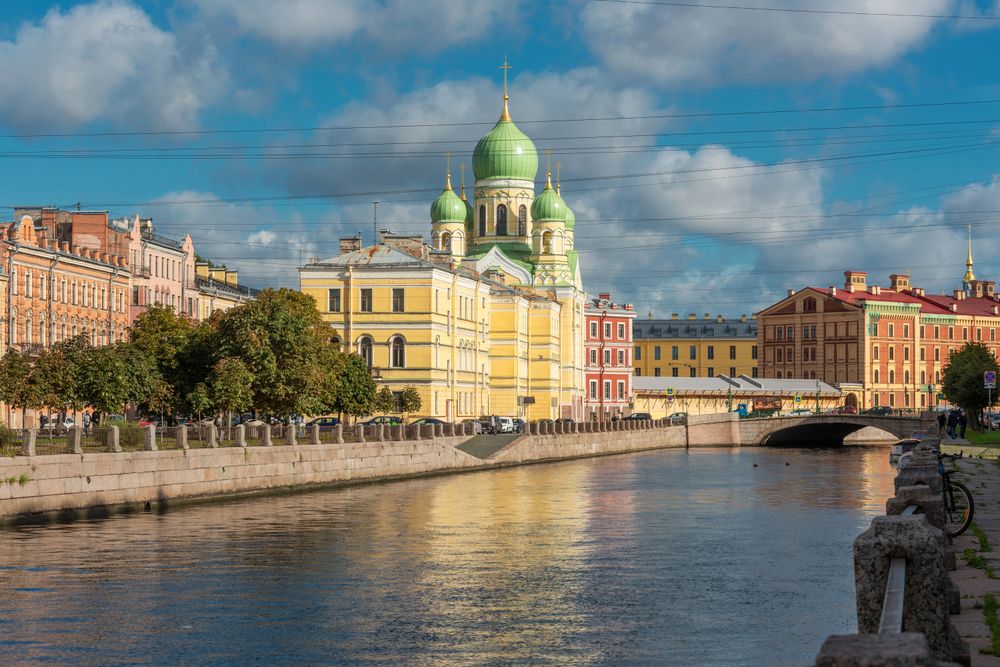 Свято-Исидоровская церковь. Осенний Петербург