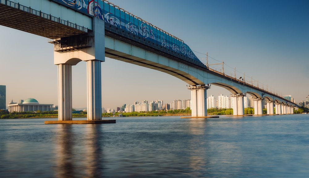 Фотография автора Олег Толстов