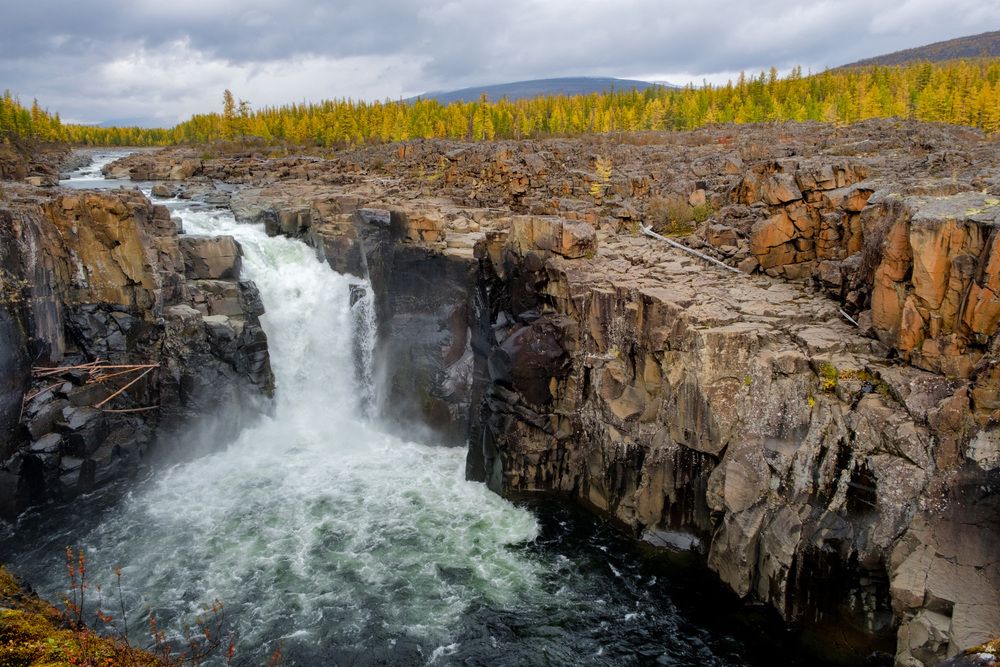 Неральский водопад.