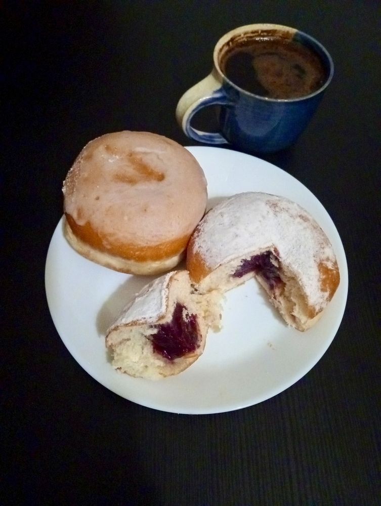 Tłusty Czwartek, czyli kawa i pączki