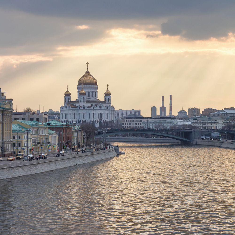 Свет сквозь тучи
