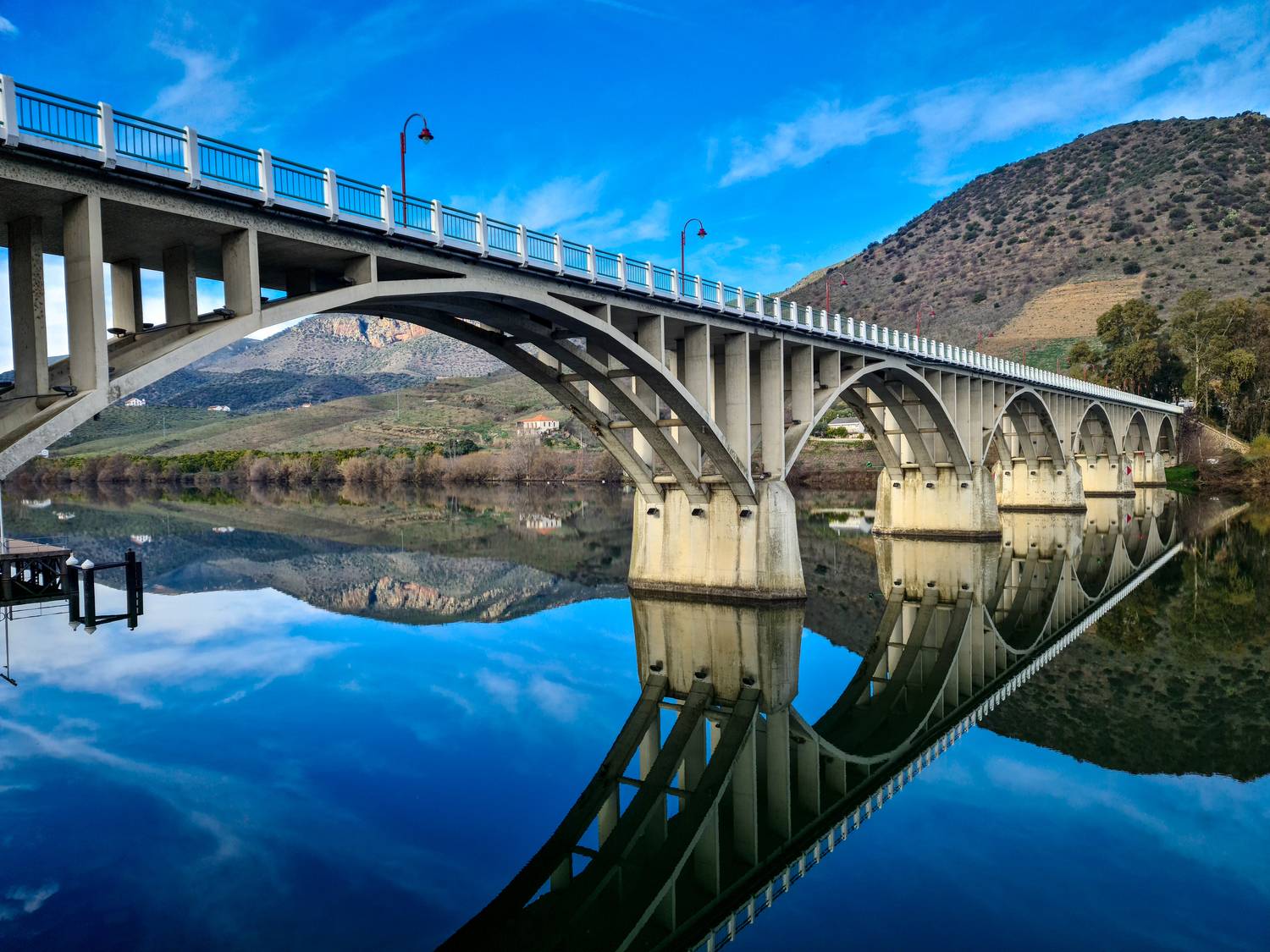 Мост Через реку