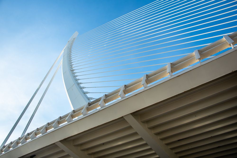 El puente de las líneas infinitas