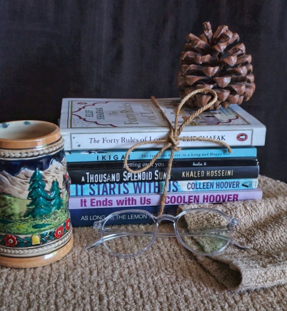 Winter between the pages