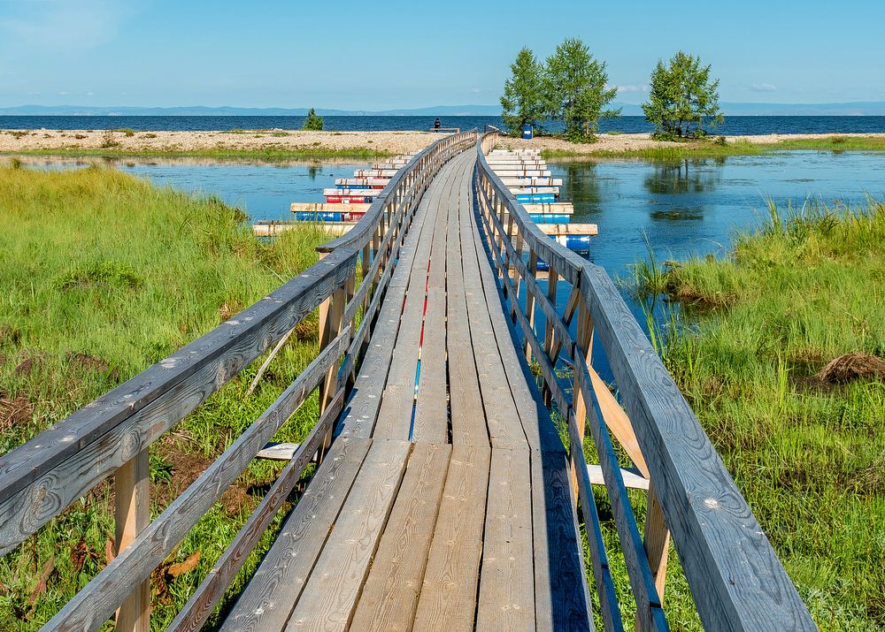 Мостик на Байкал
