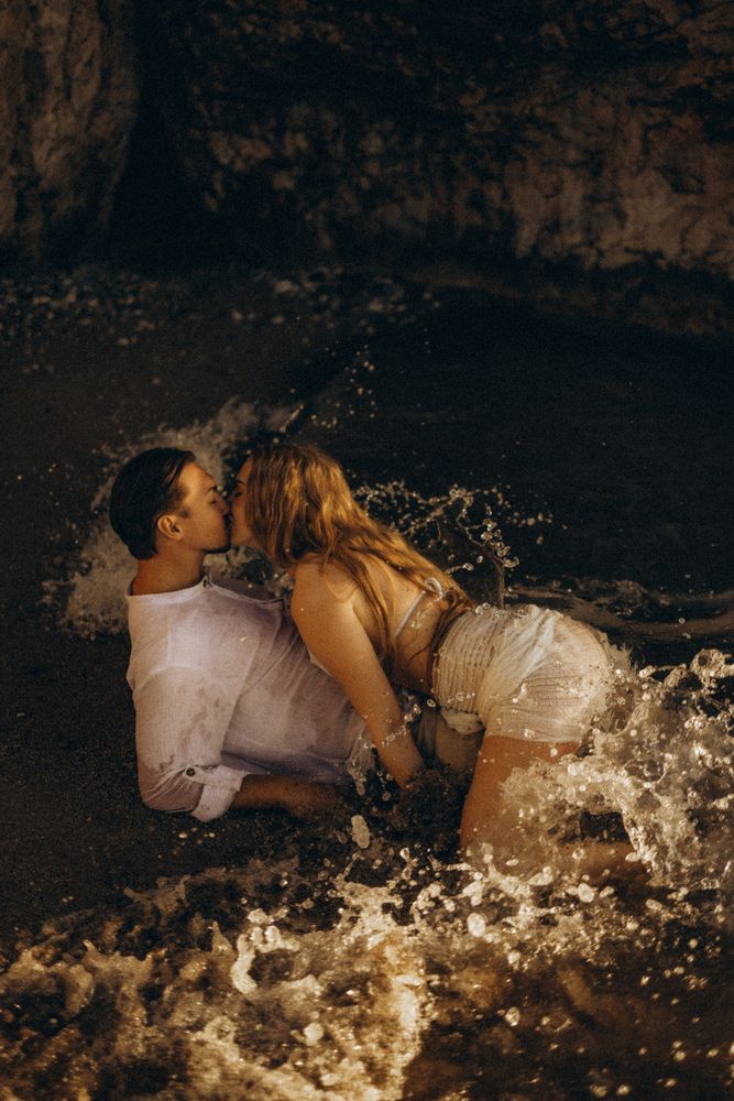 Photograph by Anna Yildiz