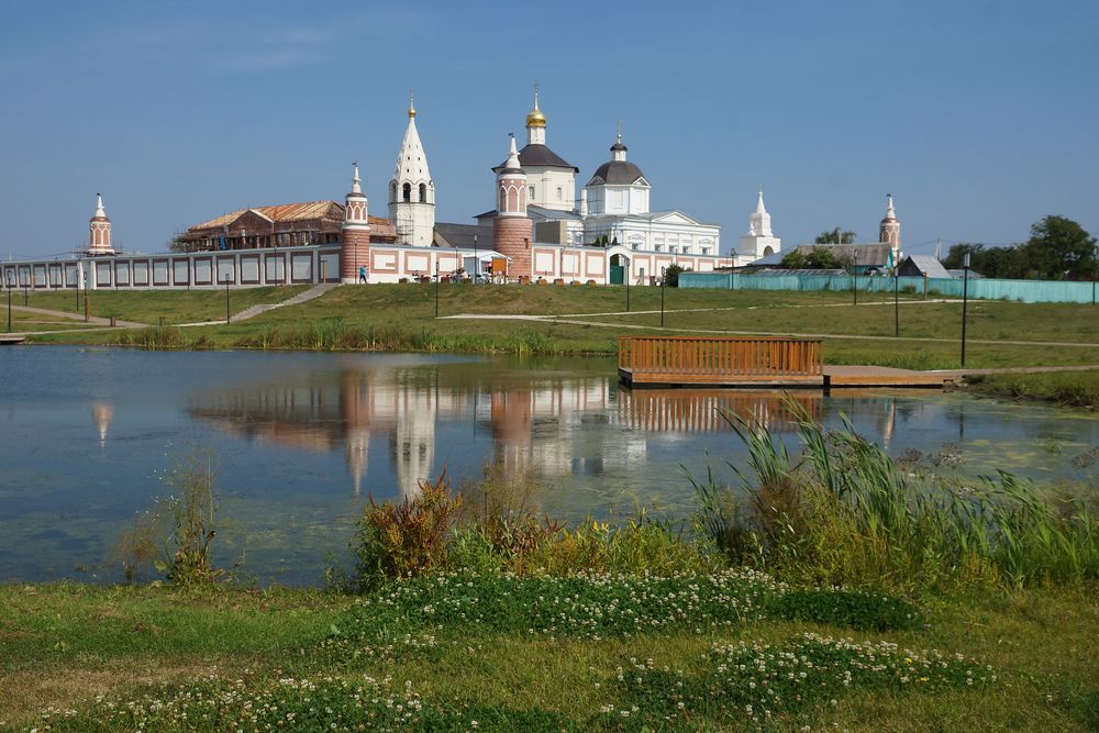 Богородице-Рождественский Бобренев монастырь