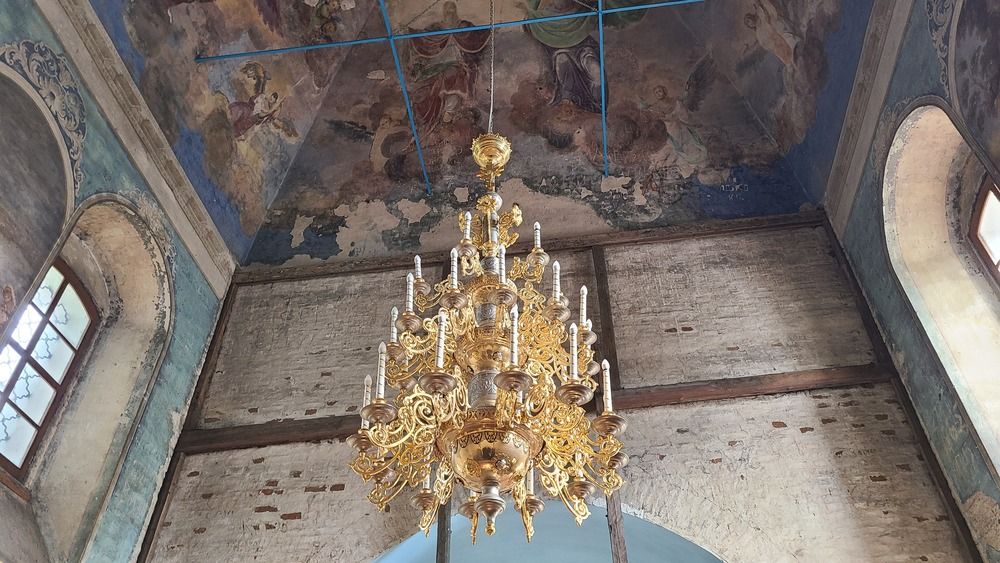 Лоск и старина // Gloss and antiquity