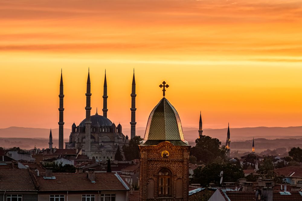 Twilight Between Faiths