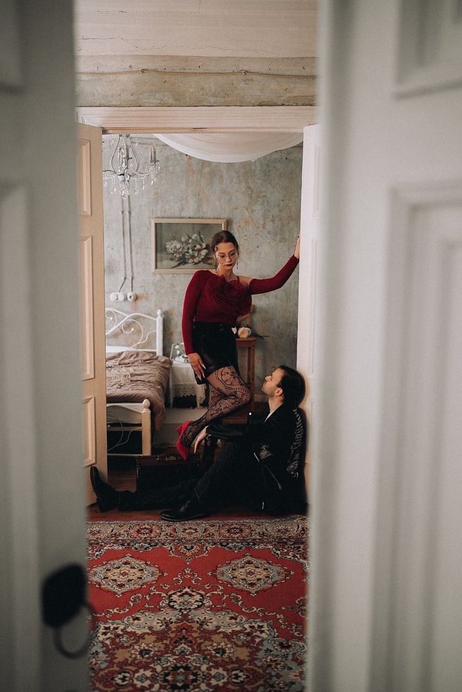 Смотри на меня : Любишь ? Люблю !