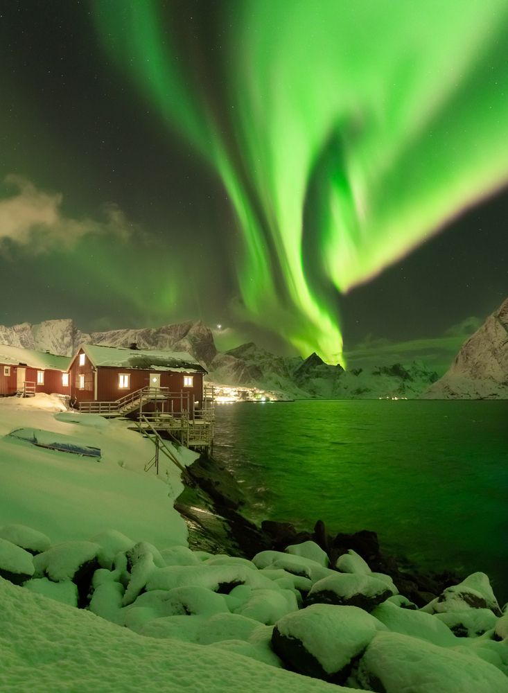 The Green Zigzag over Lofoten Islands, February 2025, Norway