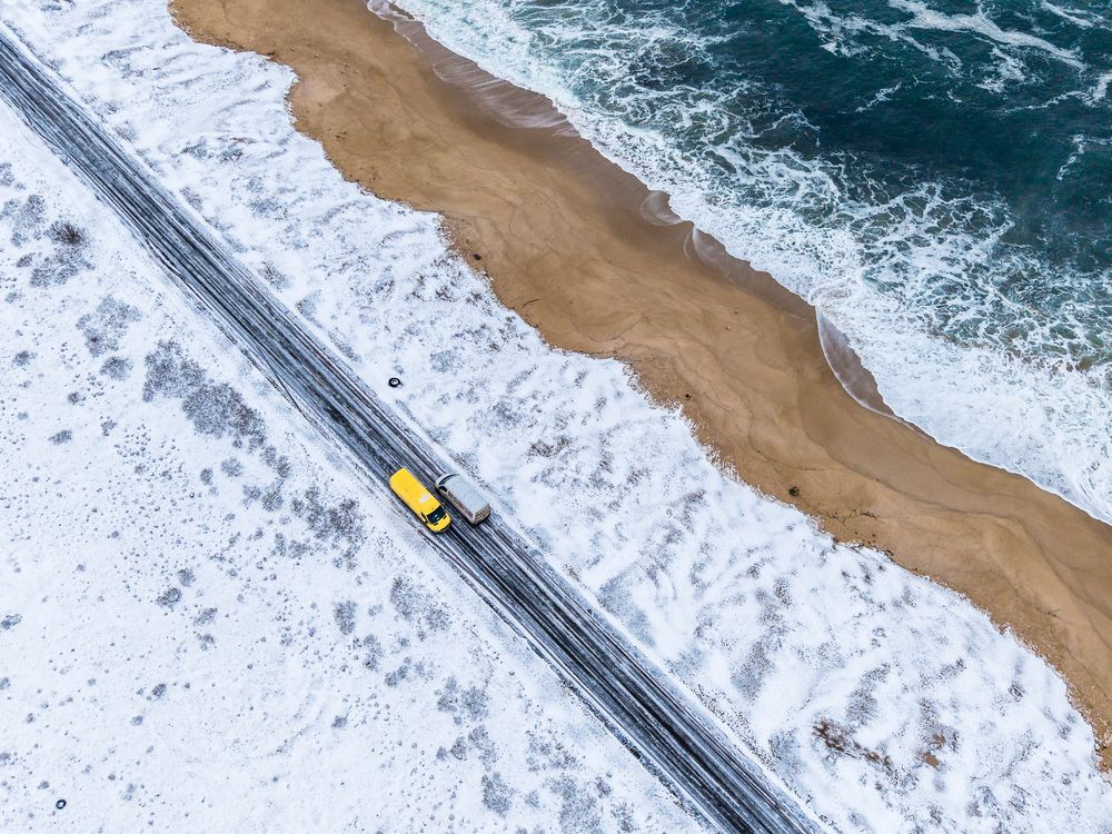 Driving Into the Elements | Навстречу стихиям