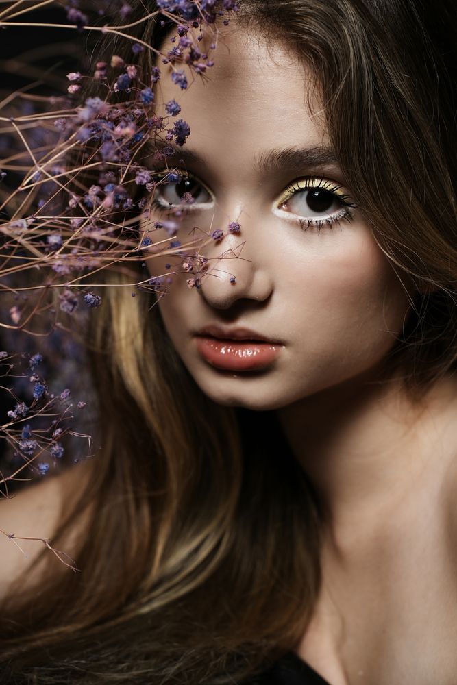 Photograph by Lara SALUT