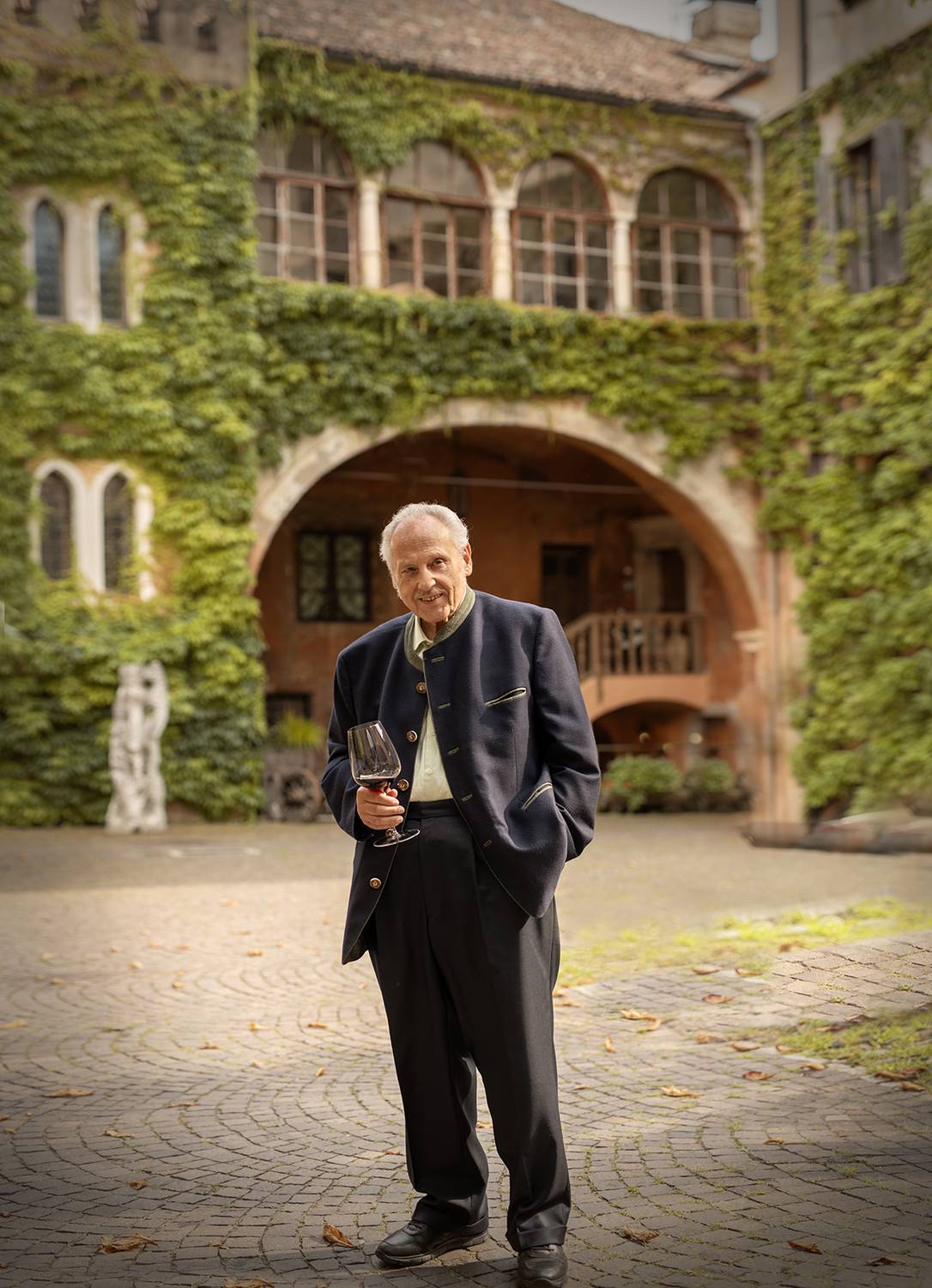 История Дона Карло История Дона Карло