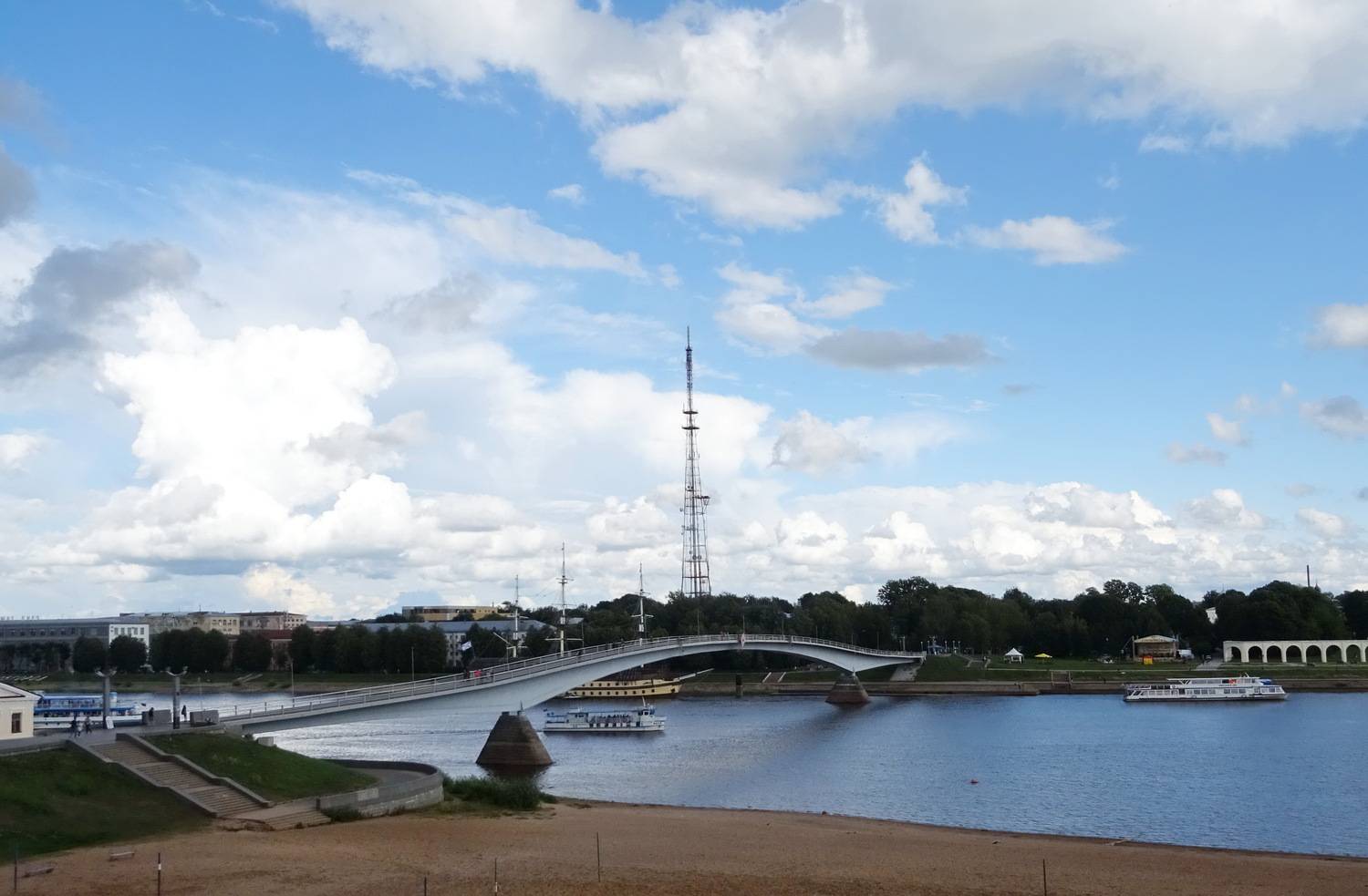 Photo #13297997