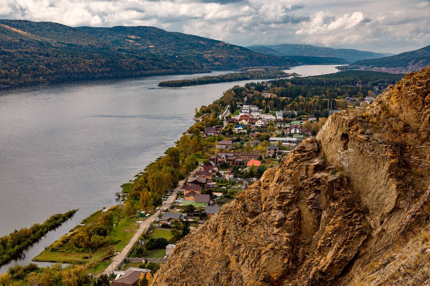 Река Енисей.