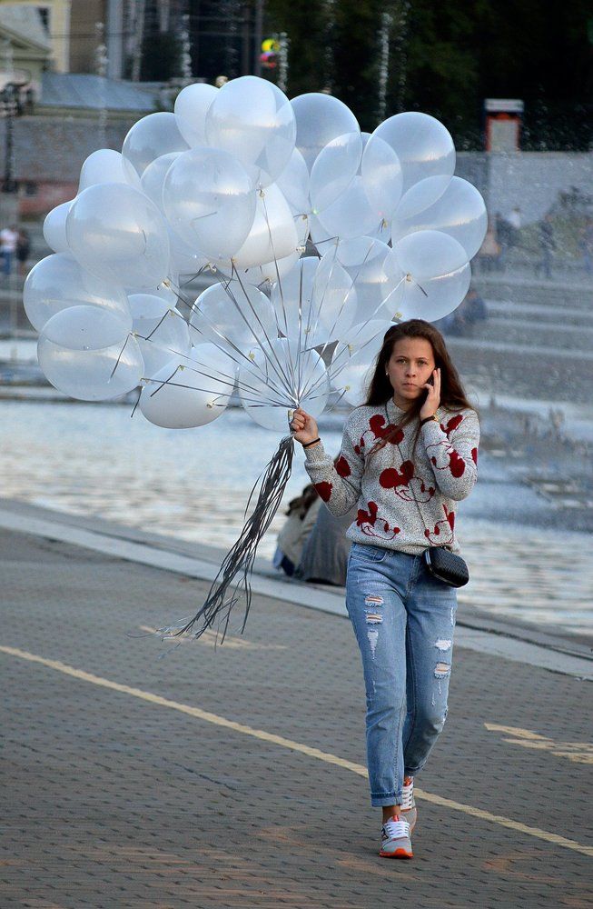 продавец воздушных шаров