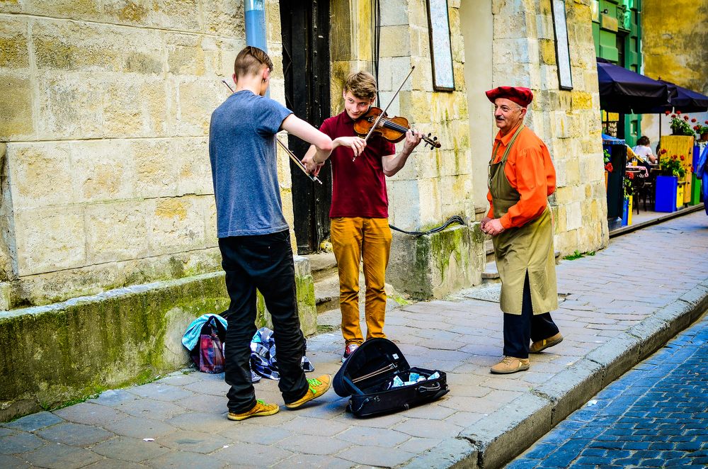 Уличные музыканты