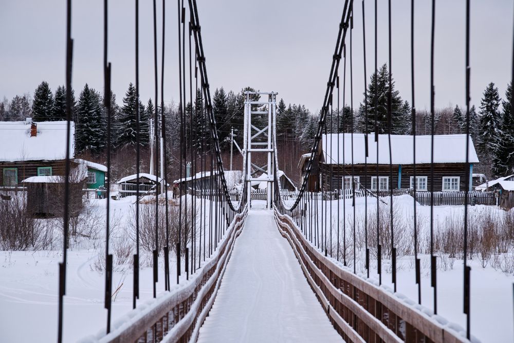Подвесной мост в Поче