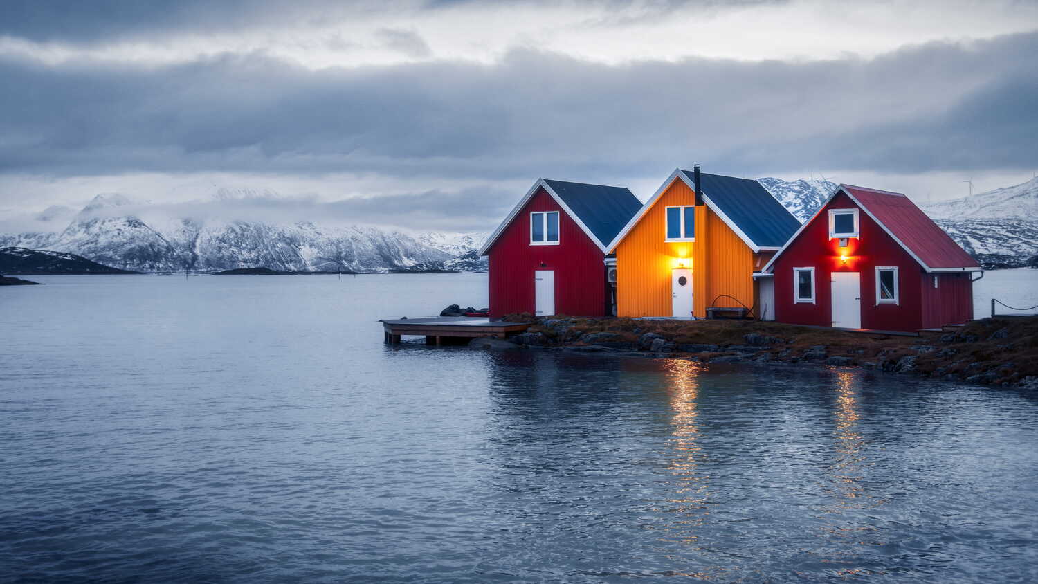 Houses of light at the edge of the world