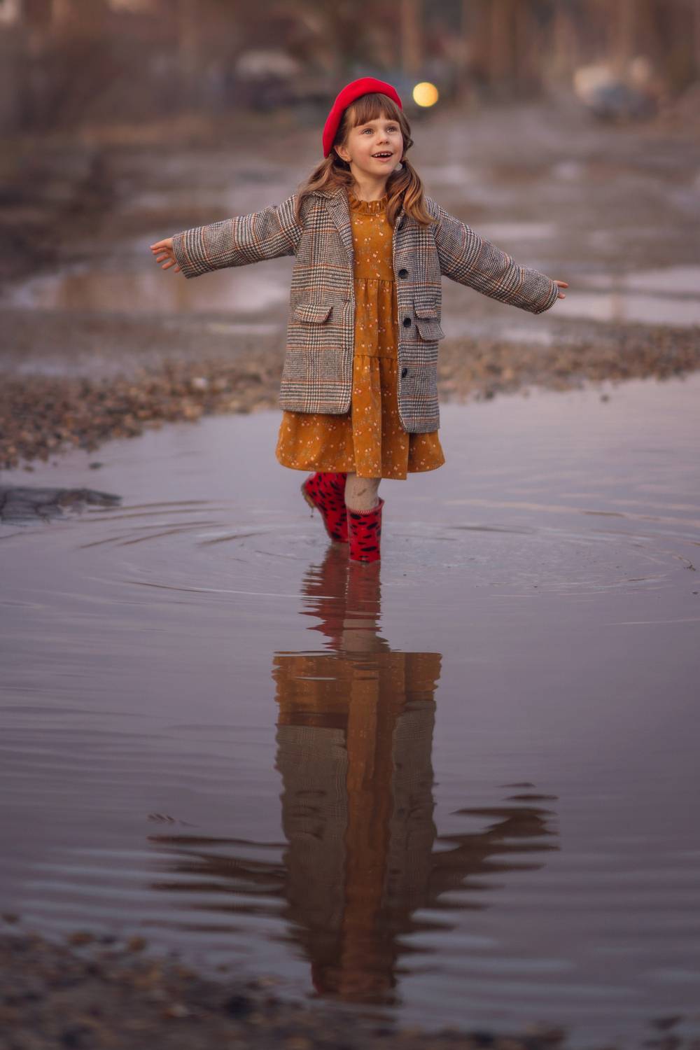 Босиком по лужам Босиком по лужам