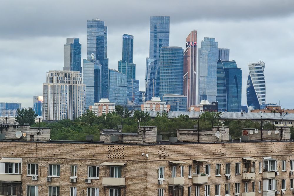 metropolitan contrasts | столичные контрасты