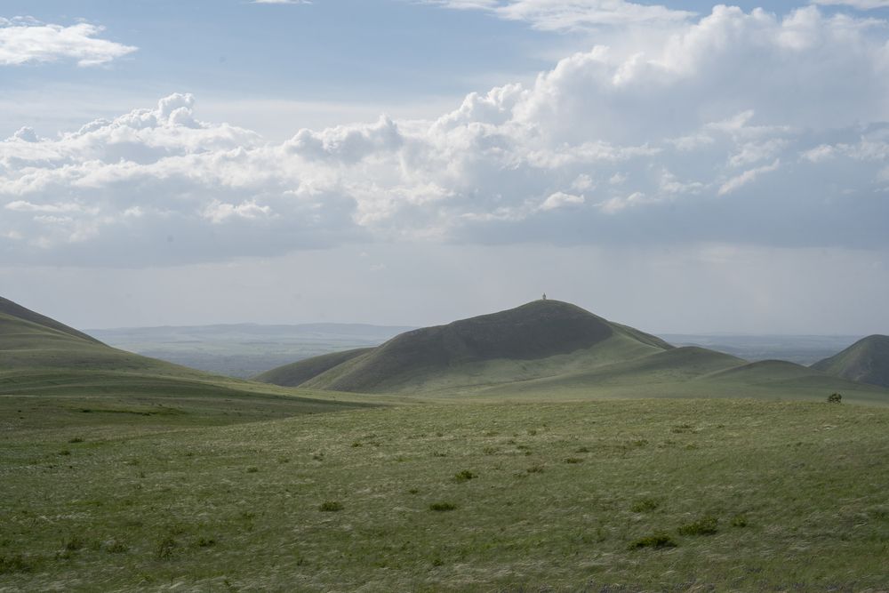 Горы на земле и небе