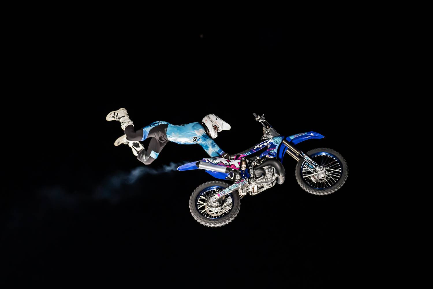 Photo #13316373