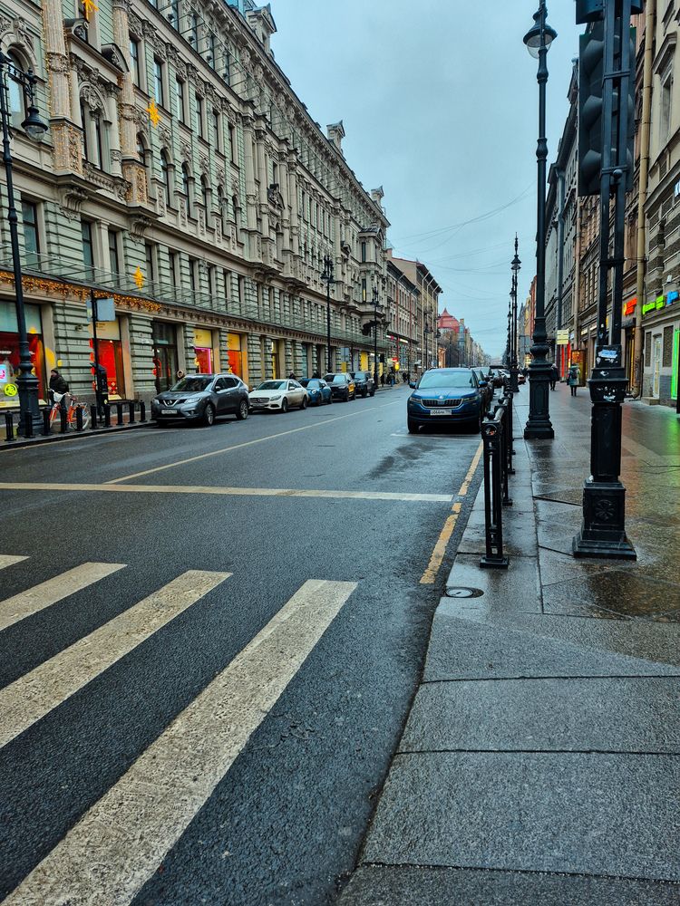 Photo #13317900