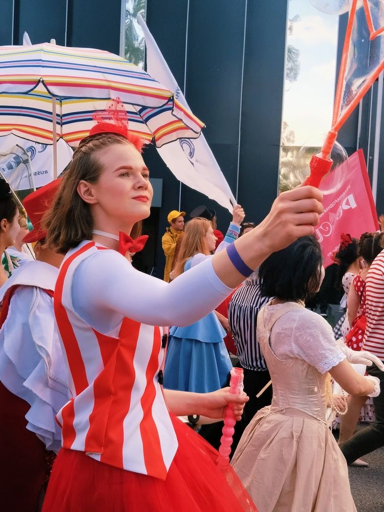 Парад циркачей