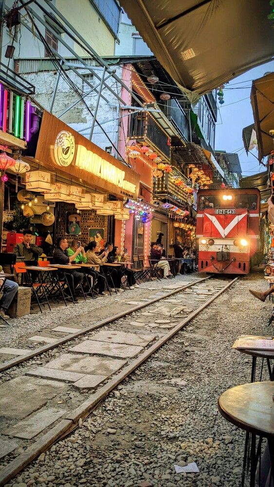 Photograph by Nguyen Long