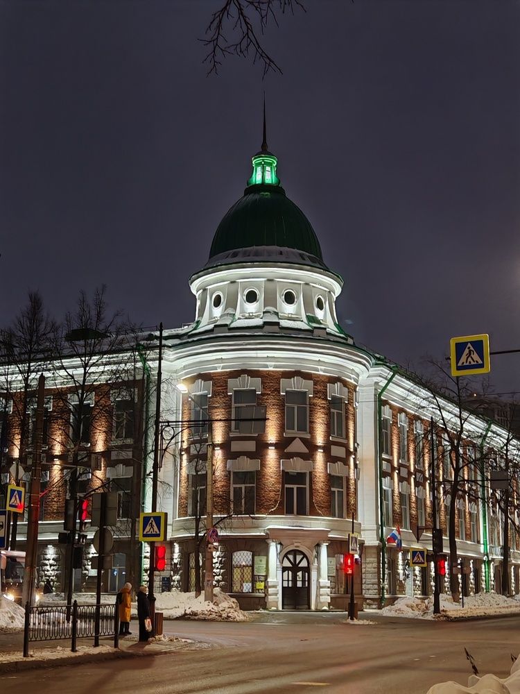 Photograph by Yrii Abdullin